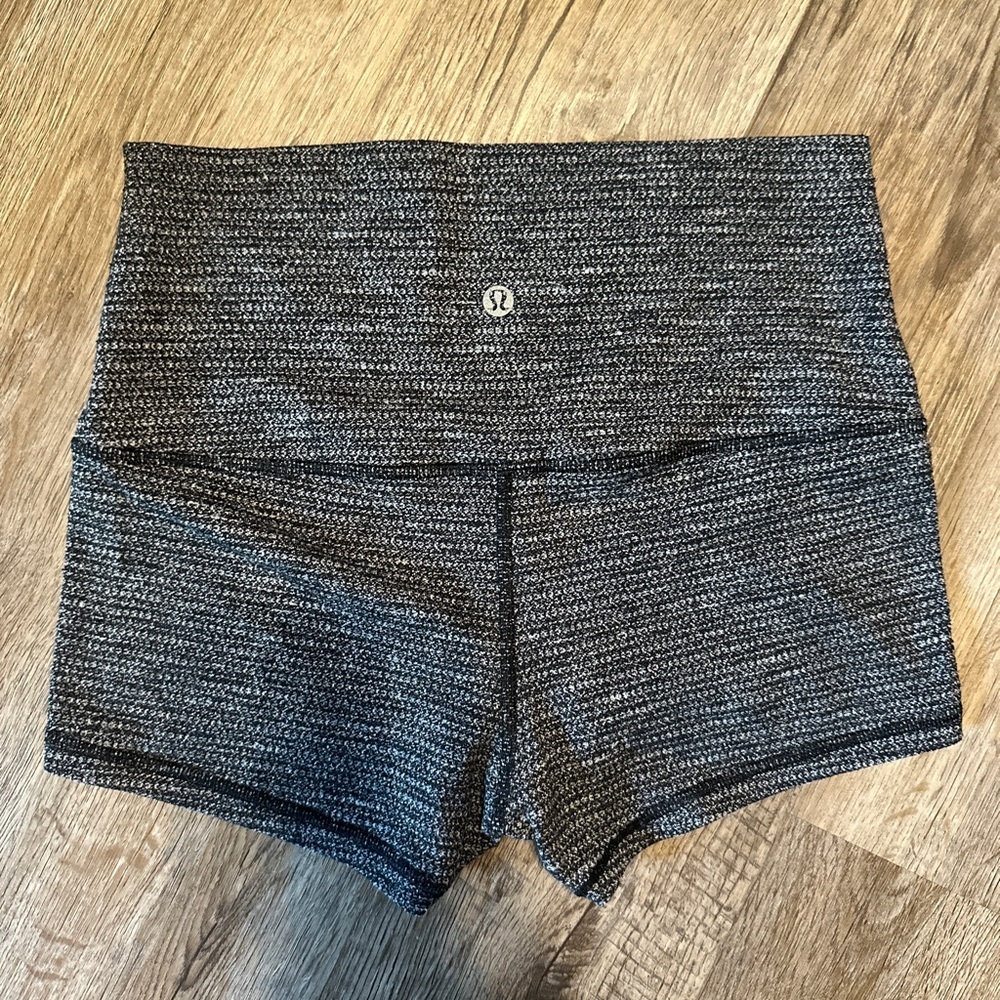 Lululemon Boogie Roll Down Short
